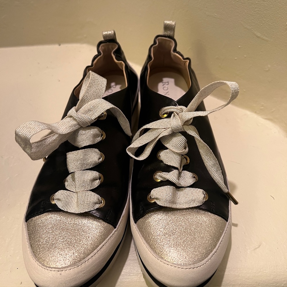 Ron White Nova Sneaker - never worn